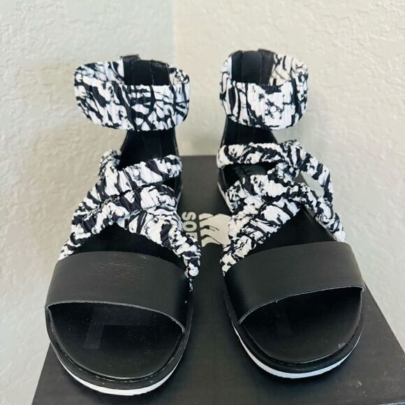SOREL Ella‎ II Ankle Strap Sandal, Comfort Walking Shoe White Black Size 7, NWT - Picture 6 of 15
